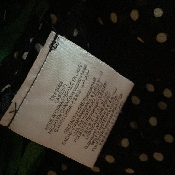 BCBGMAXAZRIA size 4 excellent condition dress - Picture 11 of 11